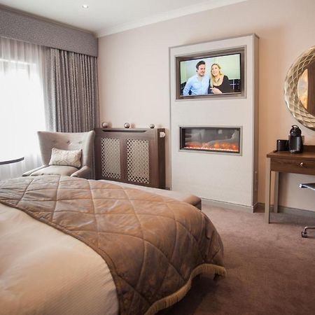 The Lodge Hotel 콜레인 외부 사진