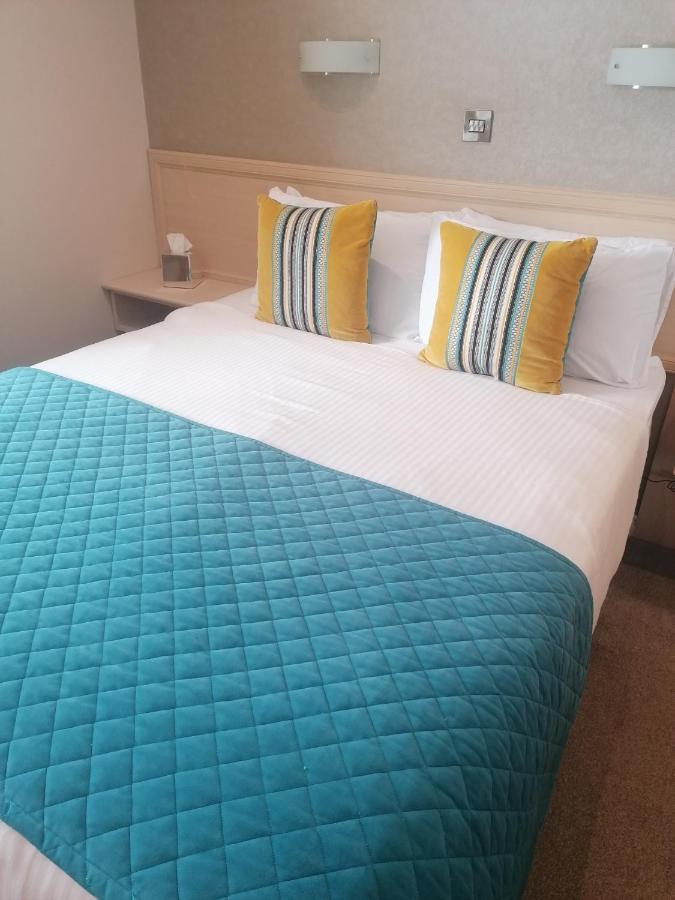 The Lodge Hotel 콜레인 외부 사진