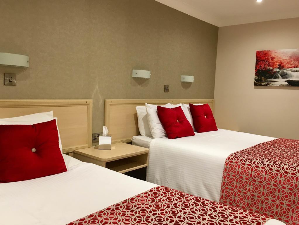 The Lodge Hotel 콜레인 외부 사진