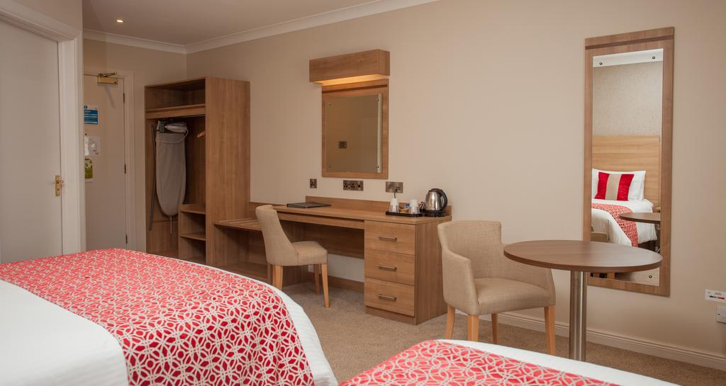 The Lodge Hotel 콜레인 외부 사진